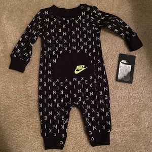 New nike baby outfit